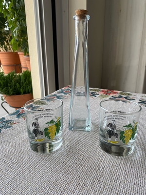 Collectible wine glasses and bottle from Crete wine festival like new