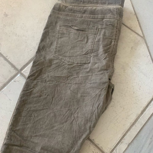 Pants with sequins new, elastic, size M