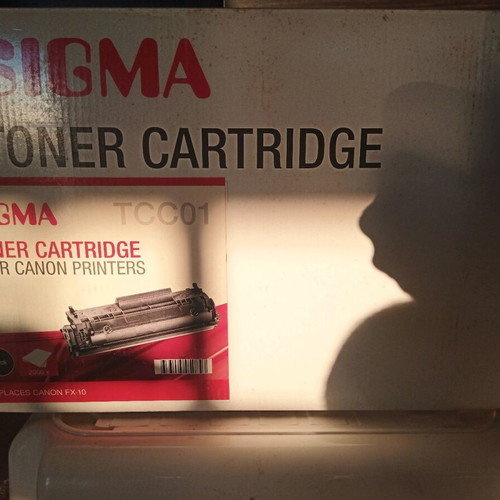 Black toner compatible with Canon FX-10