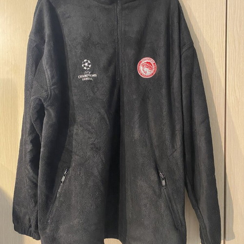 Olympiacos Champions League Jacket like new, size Large/XL