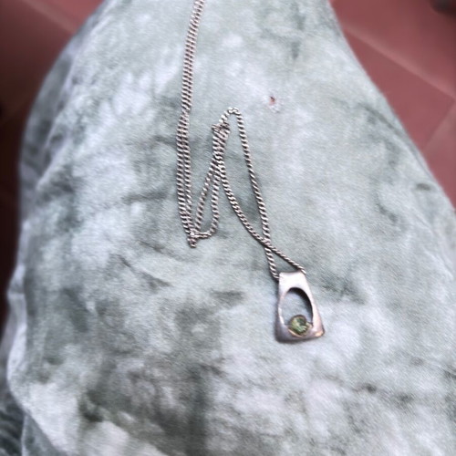 Silver pendant with semi-precious stone