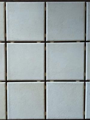 Beige 10x10 Italian tile new, first grade