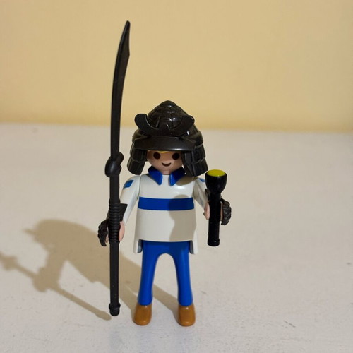 Playmobil Scooby-Doo Fred Jones figure like new with sticker
