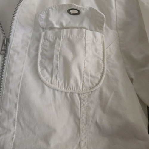 White women's jacket like new, size Medium