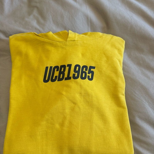 Benetton yellow hoodie shirt like new size M