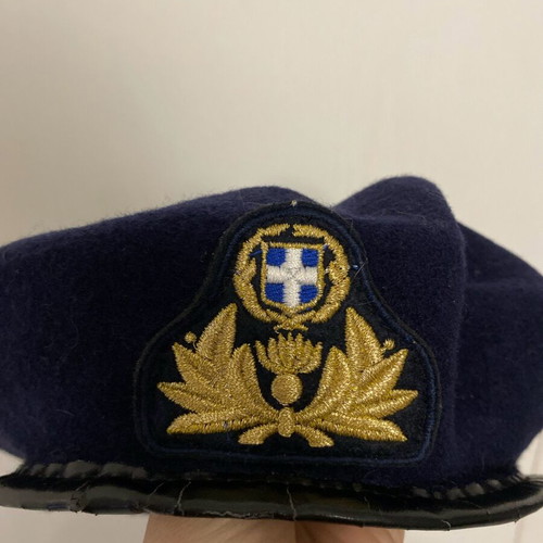 Military beret used, size 58, with minor wear