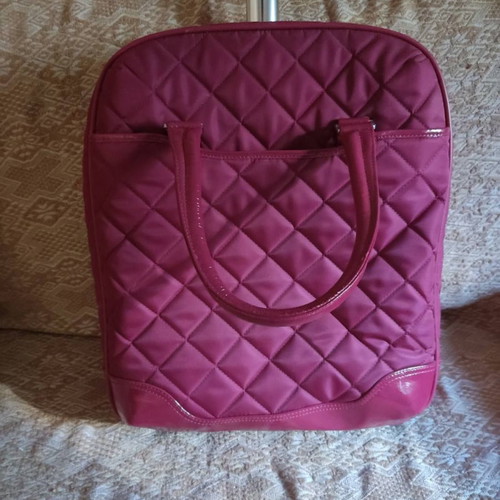 Travel suitcase new with handle, dimensions 42x35x13