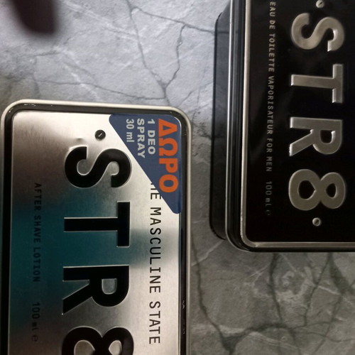 Str8 tin boxes set like new, silver and black 15x10x5