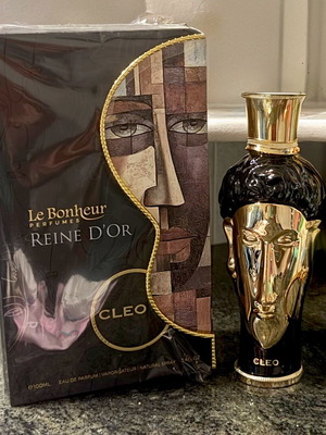 Le Bonheur Reine D’or Cleo Edp 100ml like new unisex perfume