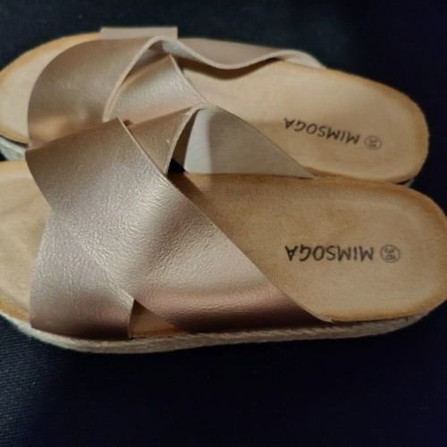 Platform sandals used, size 38, champagne color