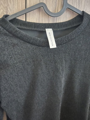 Μπλούζα μαύρη one size σαν καινούργια με σουρές για crop top