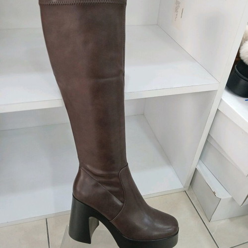 Women boots brown new, sizes 38 39 41