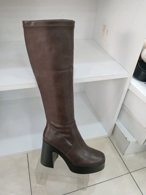 Women boots brown new, sizes 38 39 41