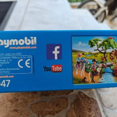 Playmobil 6947 children with pony and trainer set like new