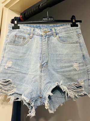 Denim shorts small like new