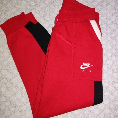 Nike sweatpants like new, red with black details, size M
