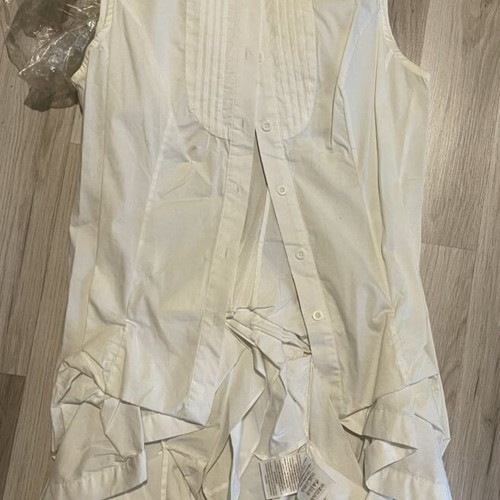 Guess sleeveless tuxedo shirt like new, white, size L