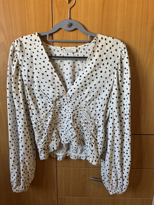 Stradivarius polka dot blouse like new, size M
