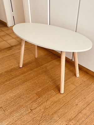 Oval Side Table new, modern design