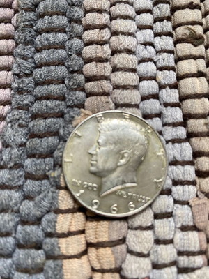 Kennedy Half Dollar 1966 coin used, 40% silver collectible