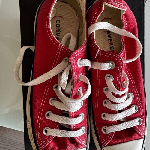 Converse All Star All Red sneakers used, size 37