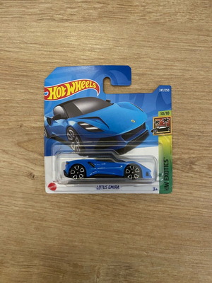 Hot Wheels Lotus Emira like new