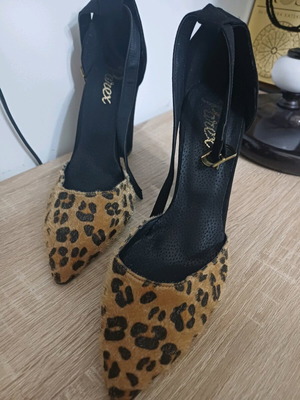 Parex leopard print pumps size 37 new