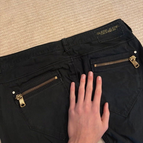 Guess black skinny low rise Y2K pants like new, size M