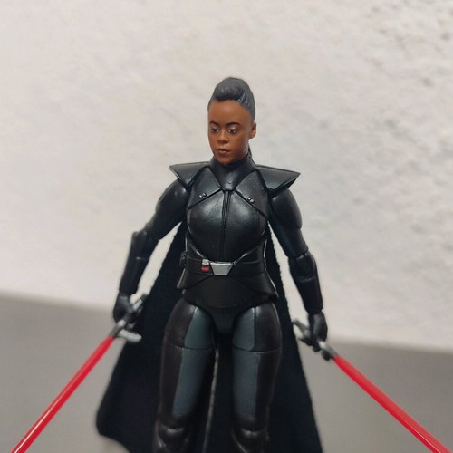 Reva Star Wars action figure like new with base and accessories