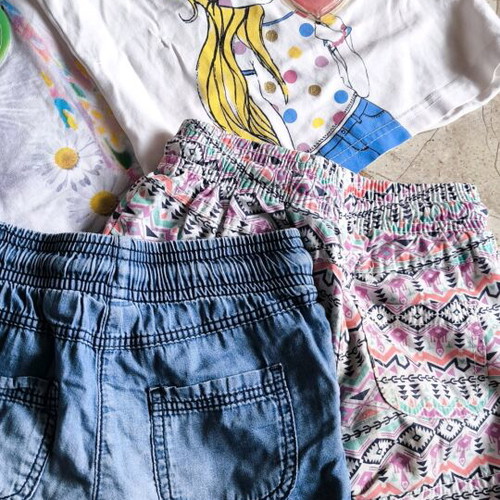 Girls' set No3-4 with Joyce t-shirts and Lupilu shorts used