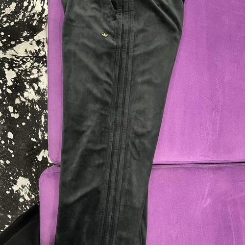 Adidas women's velour tracksuit medium large like new, black