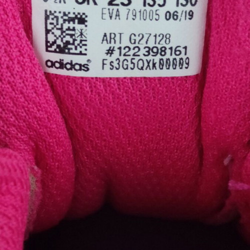 Adidas kids shoes size 23 like new
