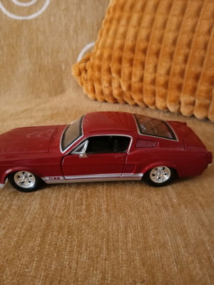 Αυτοκίνητο Mustang 1967 μεταλλικό σαν καινούργιο 1:24