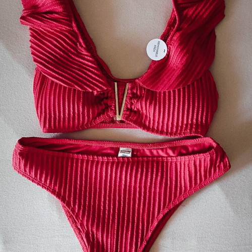 Sinsay red bralette bikini set