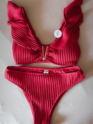 Sinsay red bralette bikini set