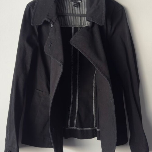 H&M black trench-style jacket like new, size 40