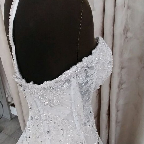 Wedding bustier embroidered with stones, strass and Swarovski, new