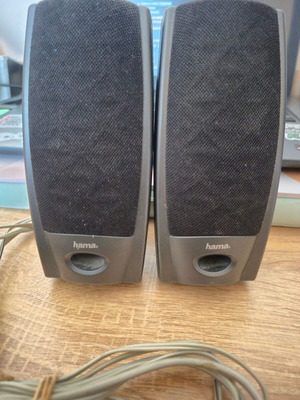 Hama computer speakers used with volume control and headphone jack