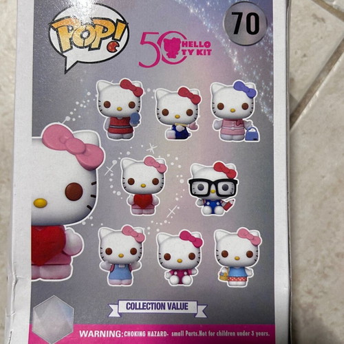 Funko Pop! Hello Kitty with heart new