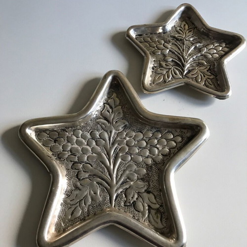 Silver star-shaped carved coasters set of 2 like new