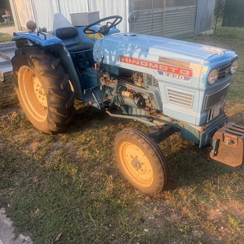 Hinomoto 1975E230 vineyard tractor used with 1.20x1.20 rotary tiller