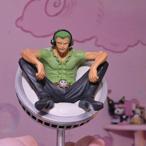 One Piece Vinsmoke Yonji DXF The Grandline Series like new