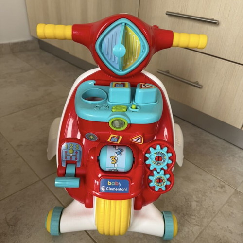 Baby Clementoni 2-in-1 walker for 9+ months