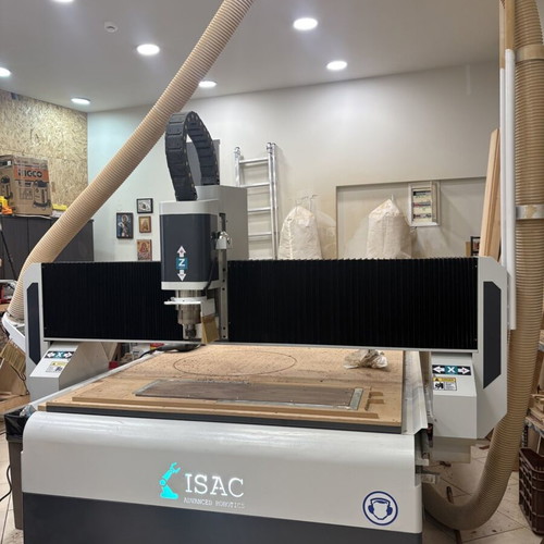 CNC Router ISAC XY 1325 like new, 16 kW, professional use