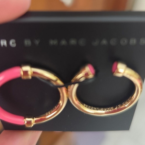 Marc by Marc Jacobs ring set new, gold with neon pink details
