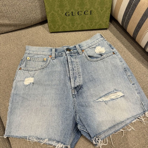 Gucci Distressed Denim Shorts Size 27 Never Worn Light Blue