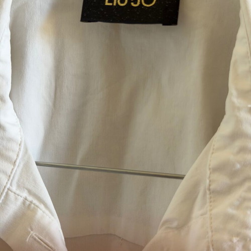 Liu Jo sleeveless white shirt used with studs