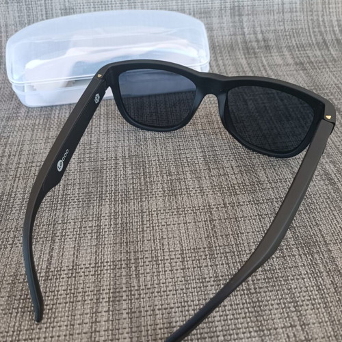 Bluetooth sunglasses with polarized lenses, new, black