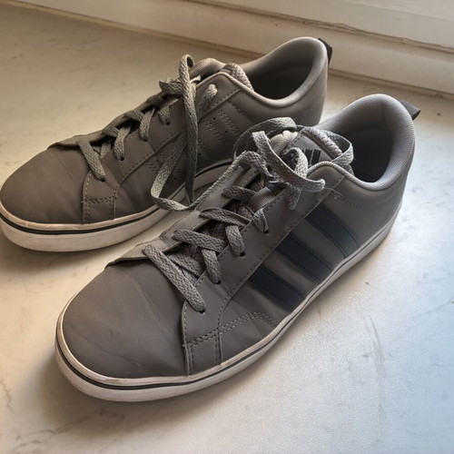 Adidas sneakers size 42 used, grey men’s shoes