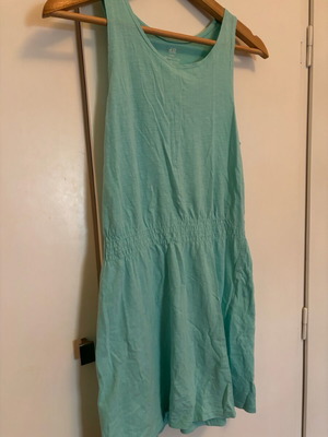 H&M mako dress turquoise for 10-12 years like new
